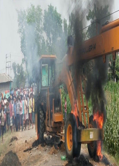 सर्लाहीमा क्रेनको ठक्करबाट छात्राको मृत्यु